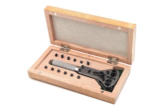 Horlogekastopener model 1 in houten kist