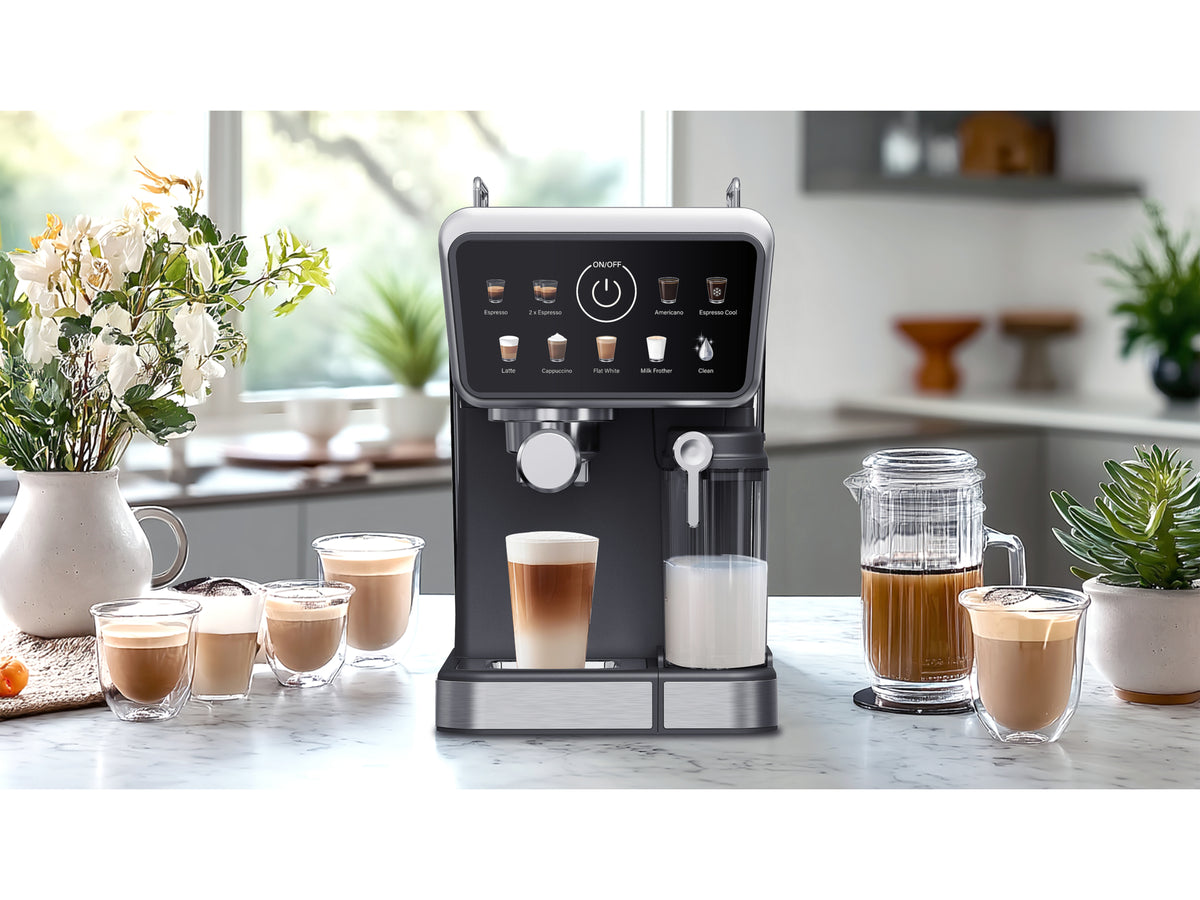 Espressomachine met melkopschuimer 1350W