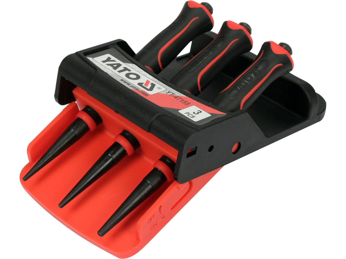 Nagelstrikers, Set Van 3