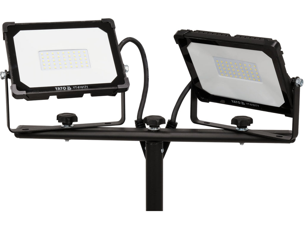 Smd Led-Reflector Met Standaard 2*30W 5700LM