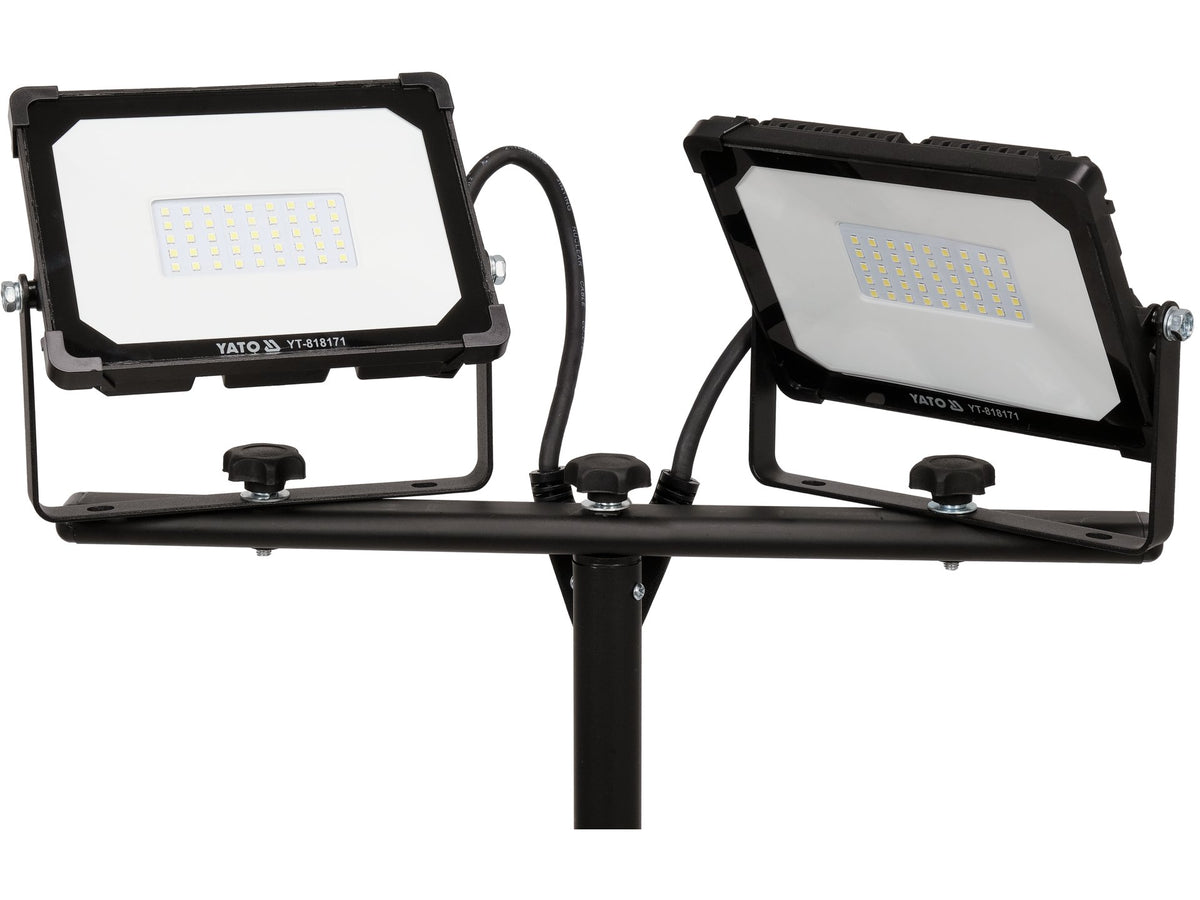 Smd Led-Reflector Met Standaard 2*30W 5700LM
