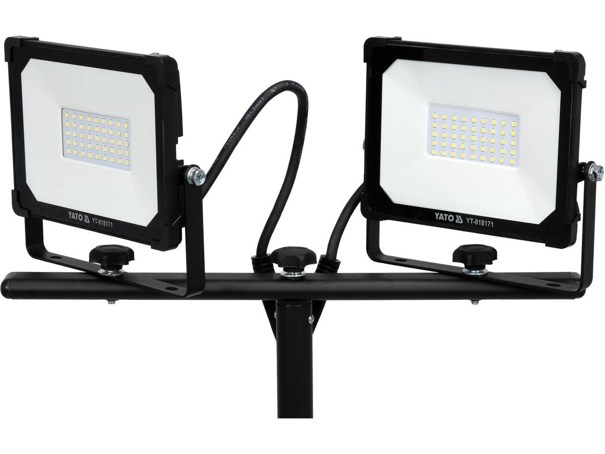 Smd Led-Reflector Met Standaard 2*30W 5700LM