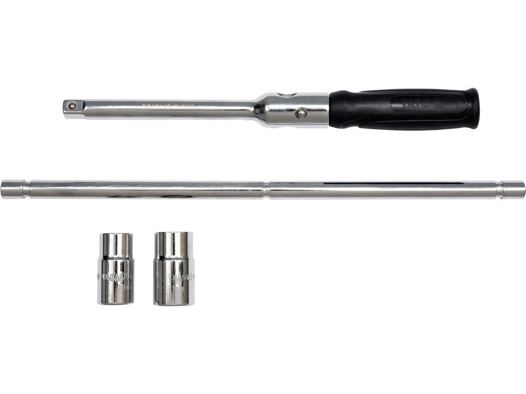 Opvouwbare Autowielsleutel In Een Koffer. Sokken 17MM, 19MM, 21MM, 23MM