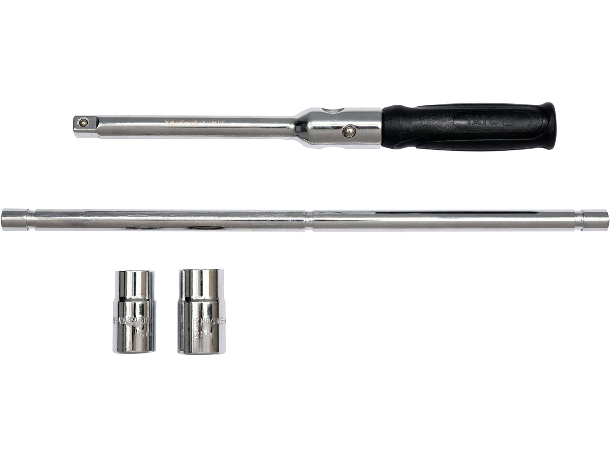 Opvouwbare Autowielsleutel In Een Koffer. Sokken 17MM, 19MM, 21MM, 23MM